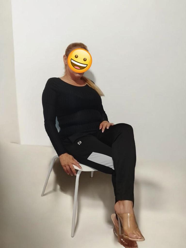 Chica busca chico en Alicante: 