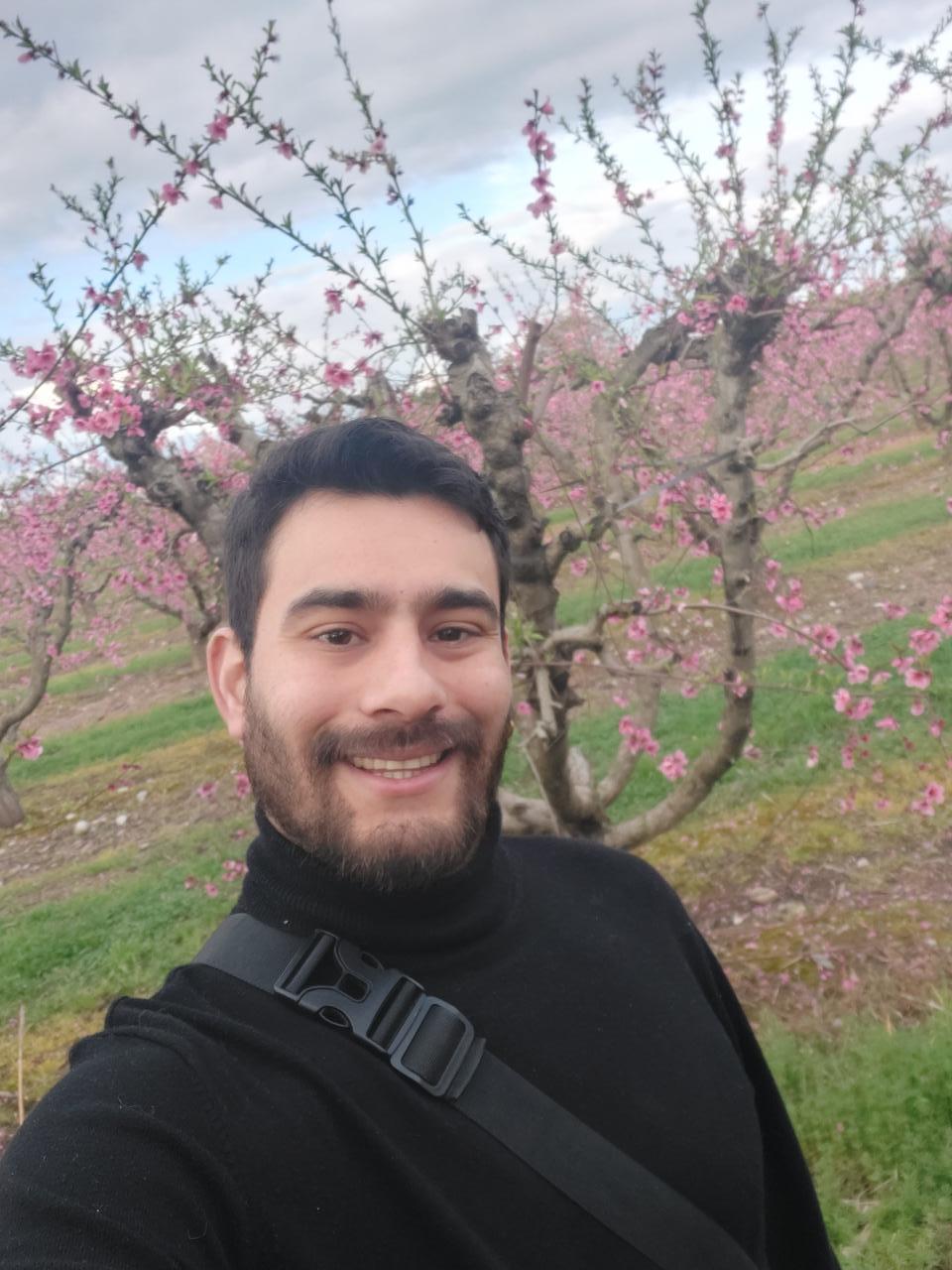 Chico busca chica en Lérida: 