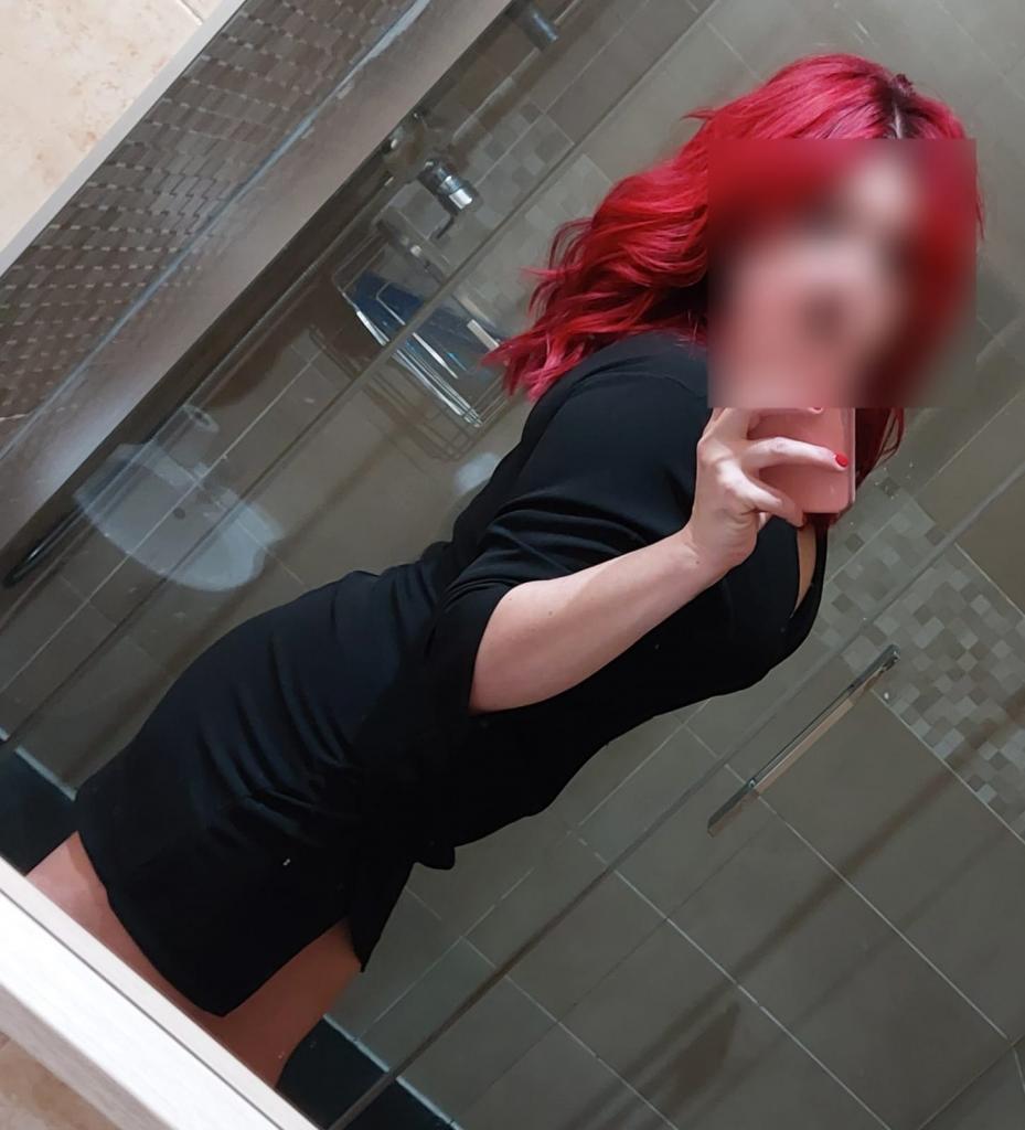 Chica busca chico en Tenerife: 