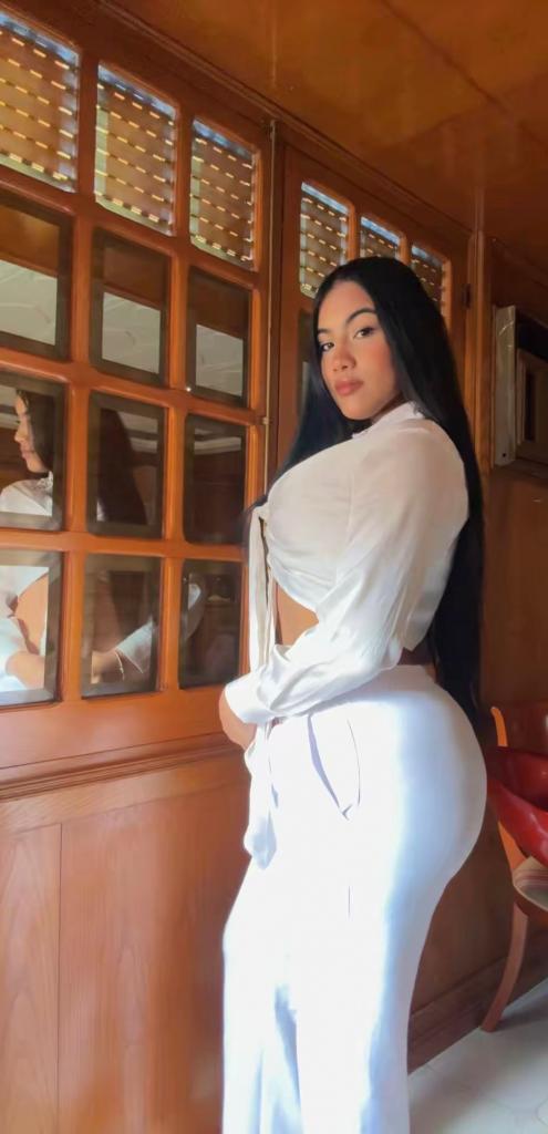 Chica busca chico en Cádiz: 