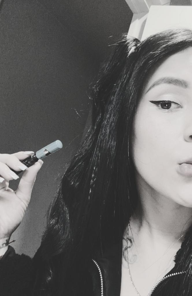 Chica busca chico en Gerona: Chica busca chico