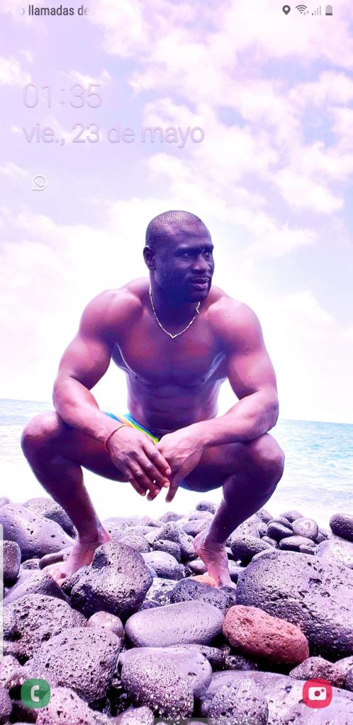 Chico busca chica en Tenerife: 