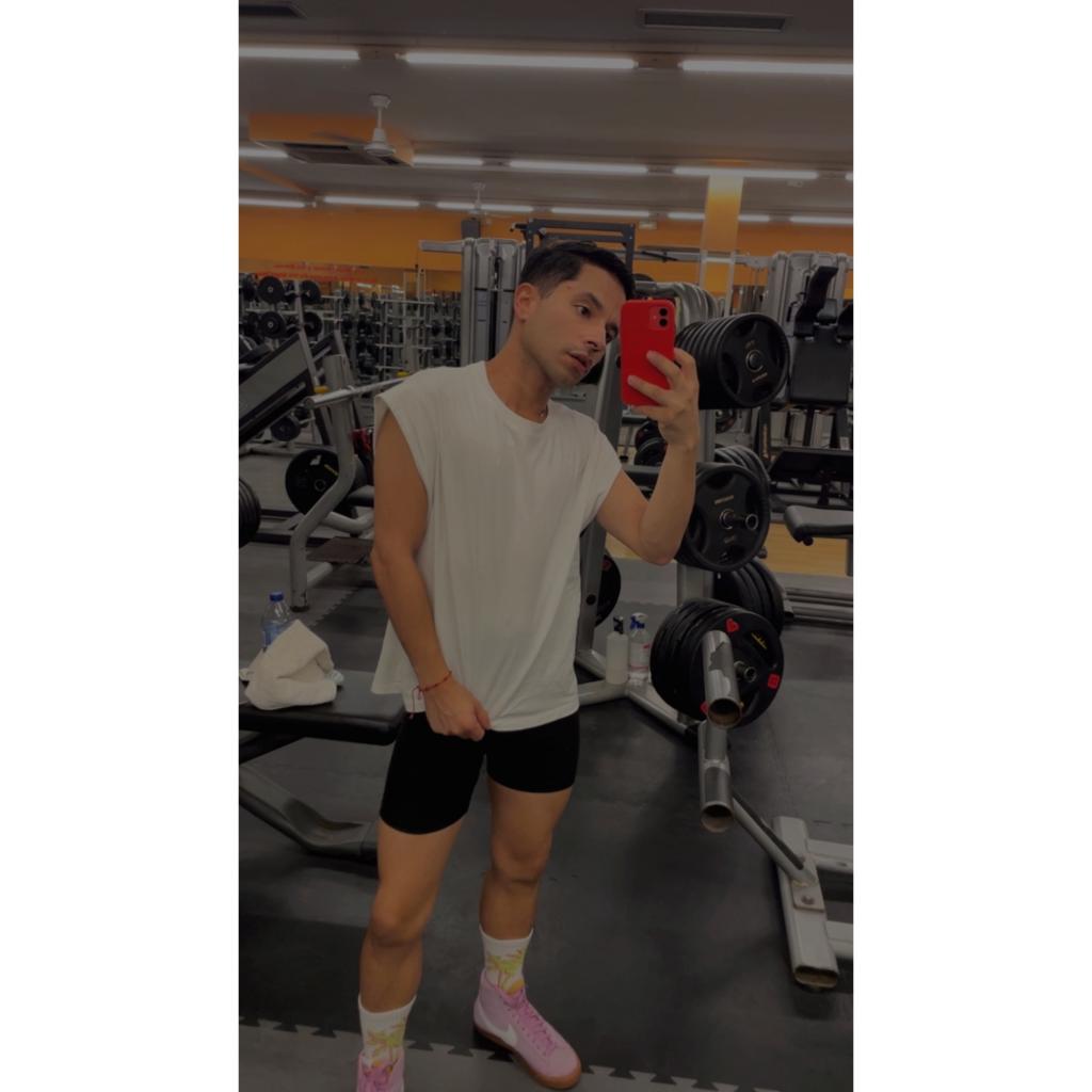 Chico busca chica en Almería: 