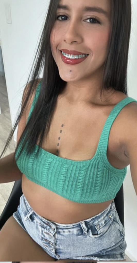 Chica busca chico en Málaga: Chica busca chico