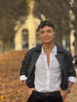 671353057: Chico busca chica en Barcelona