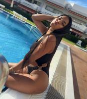 647748044: Chica busca chico en Málaga