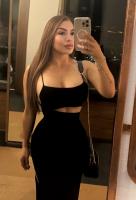 677923148: Chica busca chico en Barcelona