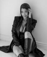 663431363: Chica busca chico en Ibiza