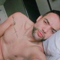 674574573: Chico busca chica en Madrid