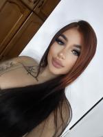 677923149: Chica busca chico en Barcelona