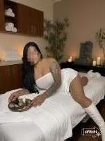 647329944: Chica busca chico en Barcelona