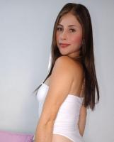 613907399: Chica busca chico en Cádiz