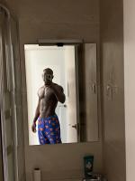 651585906: Chico busca chica en Madrid