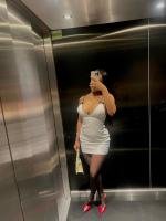 614057131: Chica busca chico en Barcelona