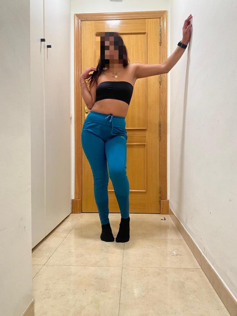 Chica busca chico en Almería: 