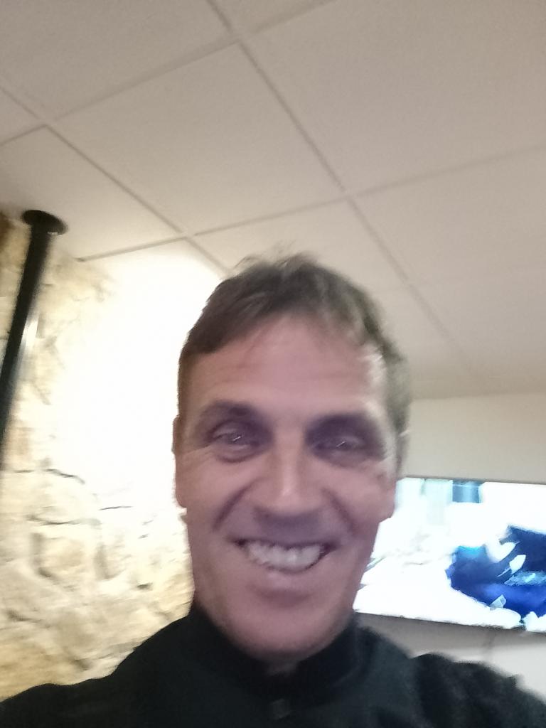 698448326: Chico busca chica en Málaga