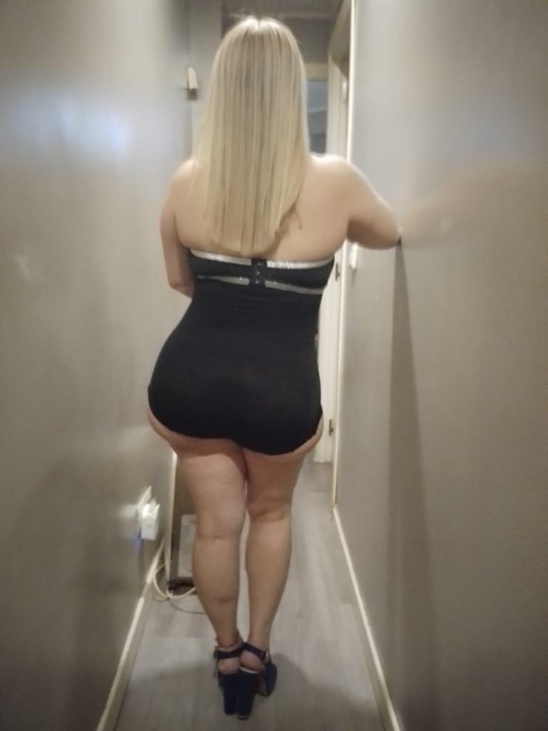 611229172: Chica busca chico en Madrid