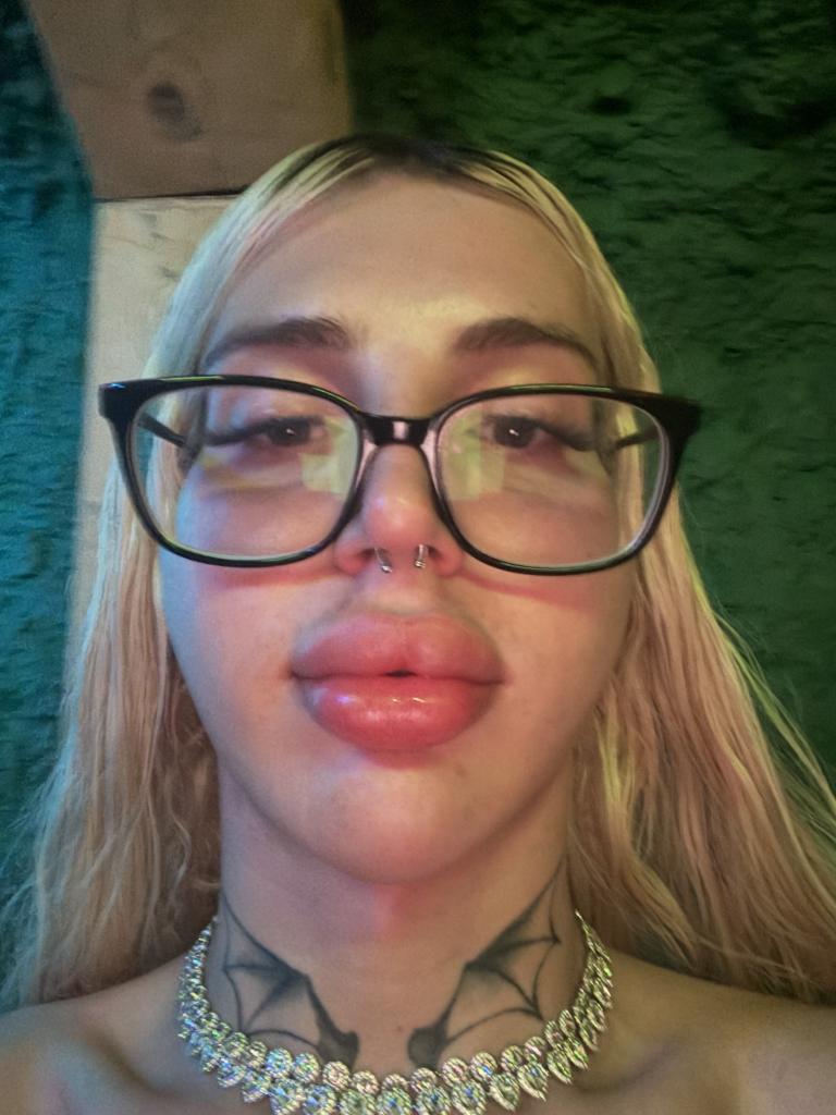672162628: Transexual en La Coruña
