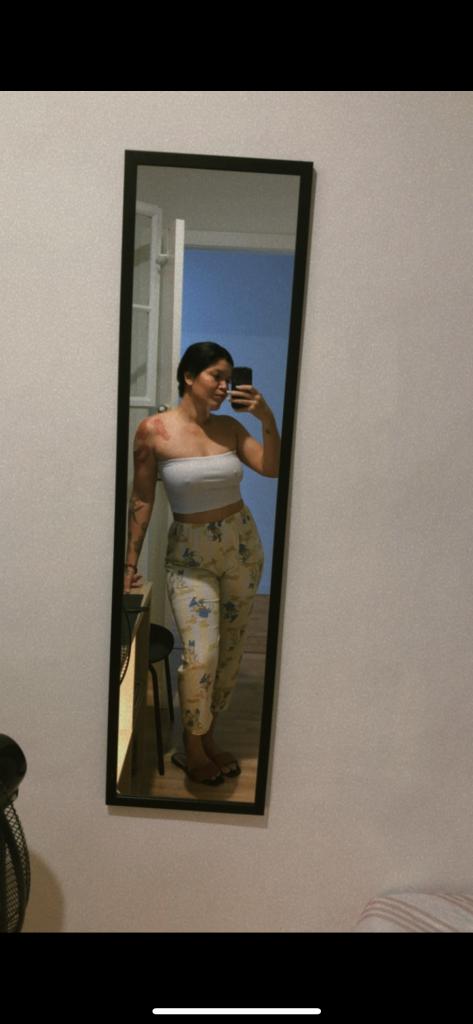 691845288: Chica busca chico en Barcelona