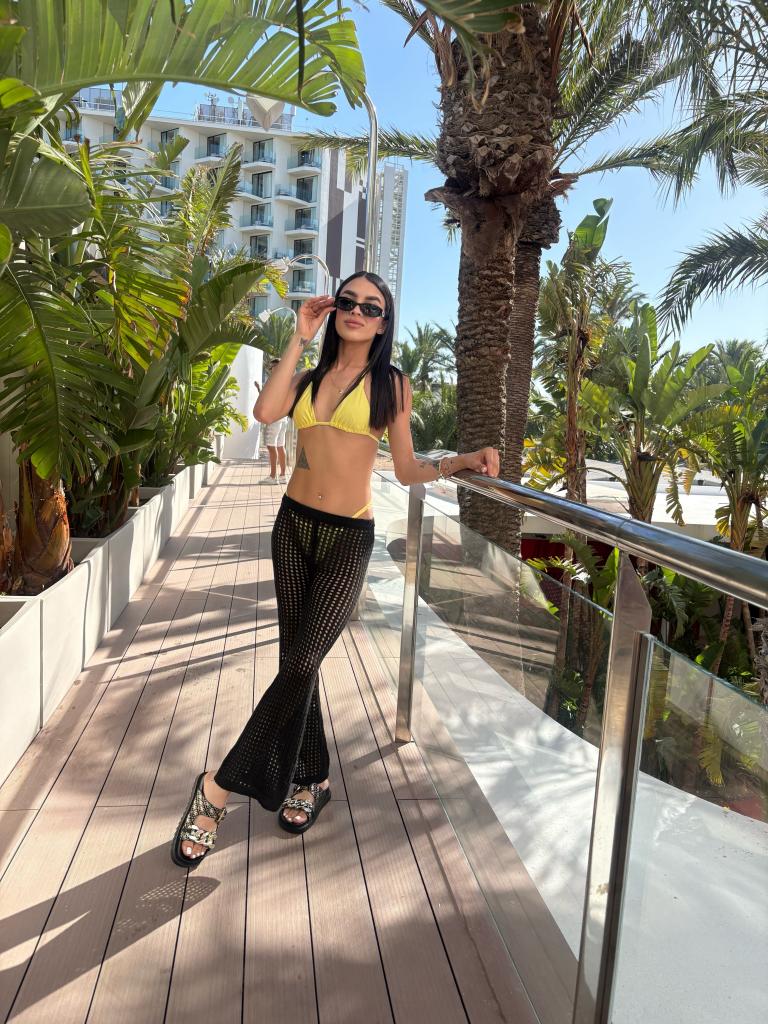 Chica busca chico en Ibiza: 
