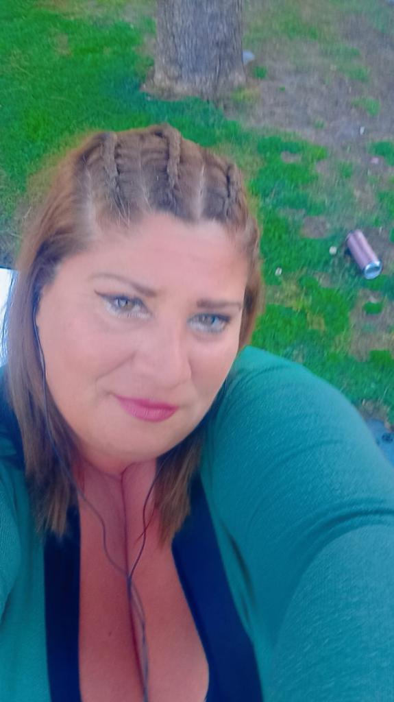 610652634: Chica busca chico en Cádiz