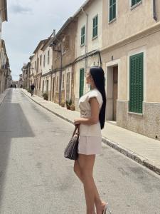 643796973: Chica busca chico en Mallorca