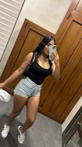 605983323: Chica busca chico en Sevilla
