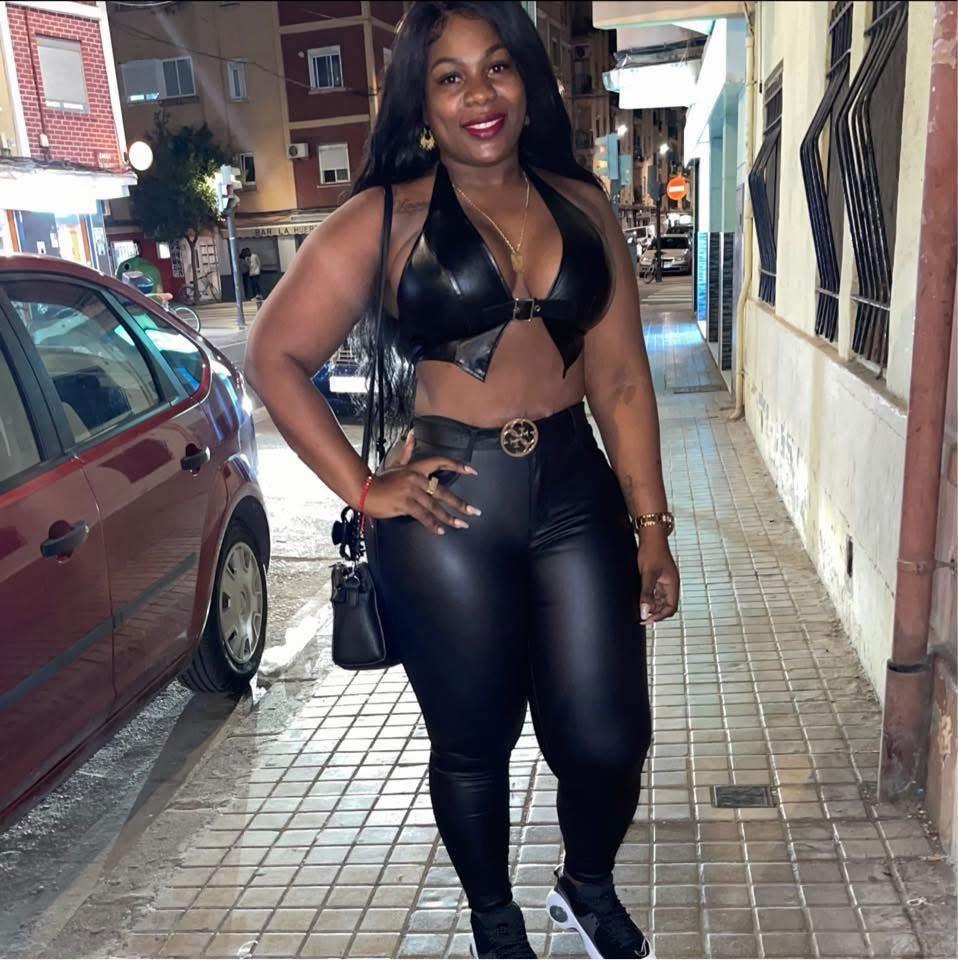 623311482: Chica busca chico en Valencia