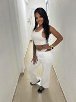 617074244: Chica busca chico en Granada