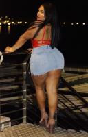 673438097: Chica busca chico en Madrid