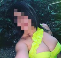 631049670: Chica busca chico en Navarra