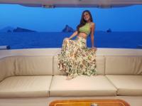 600684103: Chica busca chico en Ibiza