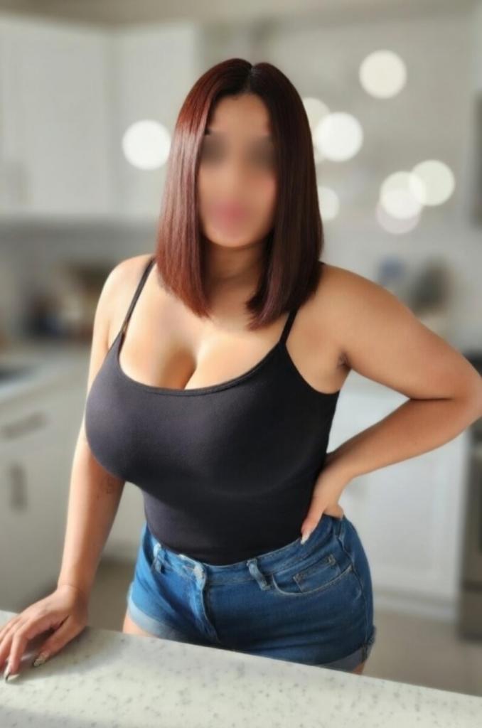 604866947: Chica busca chico en Málaga