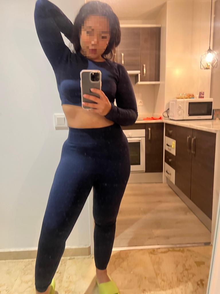 Chica busca chico en Málaga: Chica busca chico