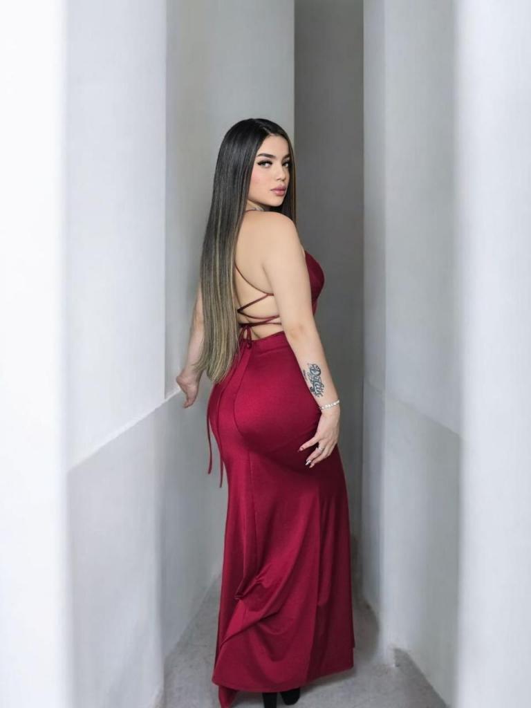 Chica busca chico en Valencia: Chica busca chico