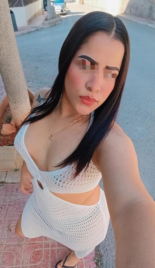 Chica busca chico en Ibiza: 