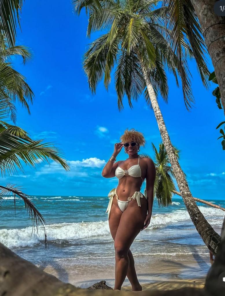 613823078: Chica busca chico en La Coruña