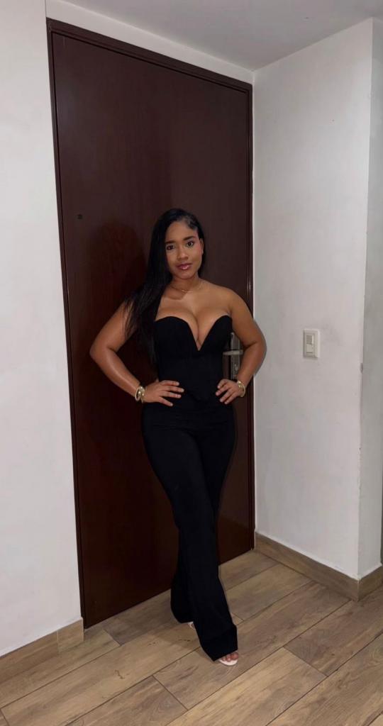 612288942: Chica busca chico en Barcelona