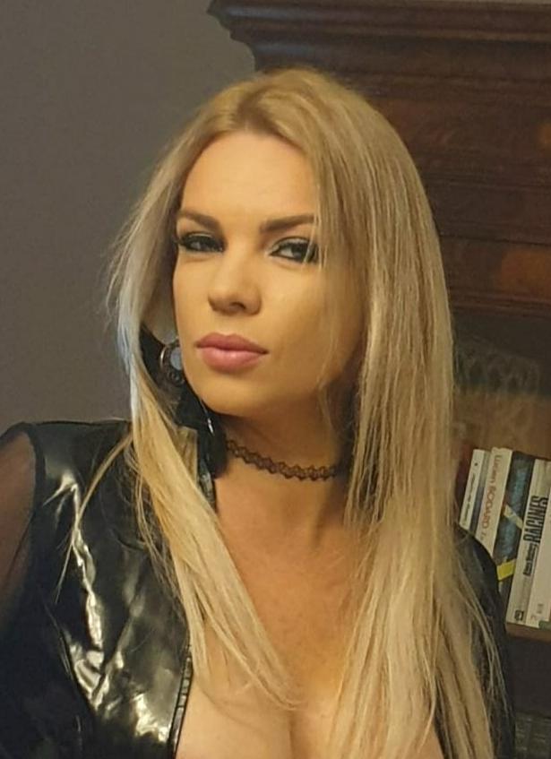 Chica busca chico en Pontevedra: 