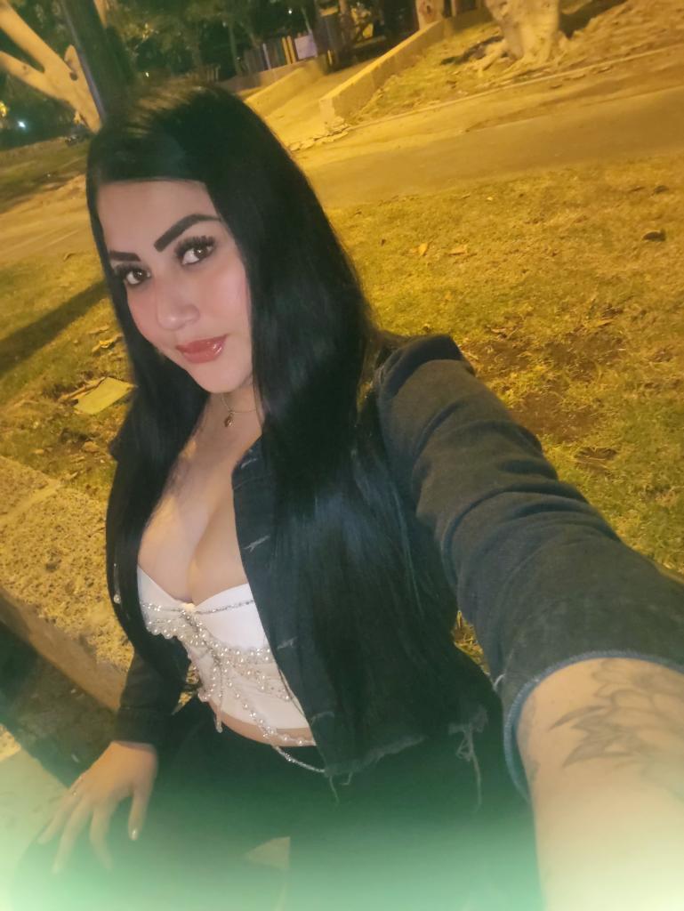 Chica busca chico en Tenerife: 