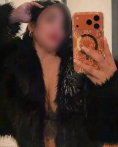 611298335: Chica busca chico en Pontevedra