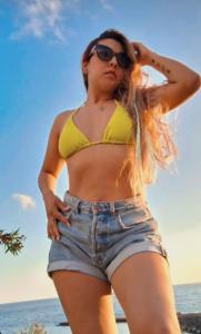 664832135: Chica busca chico en Alicante