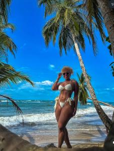613823078: Chica busca chico en La Coruña