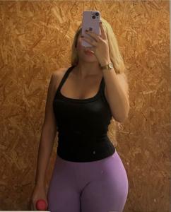 643857409: Chica busca chico en Cádiz