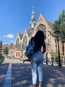643517460: Chica busca chico en Toledo