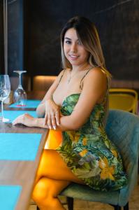 664832135: Chica busca chico en Alicante