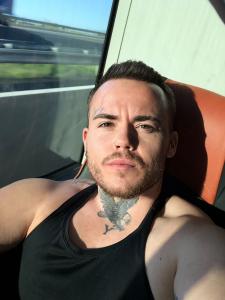 651783112: Transexual en Madrid