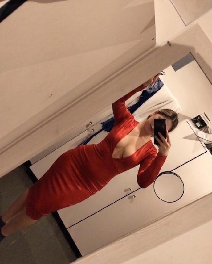 697738519: Chica busca chico en Alicante