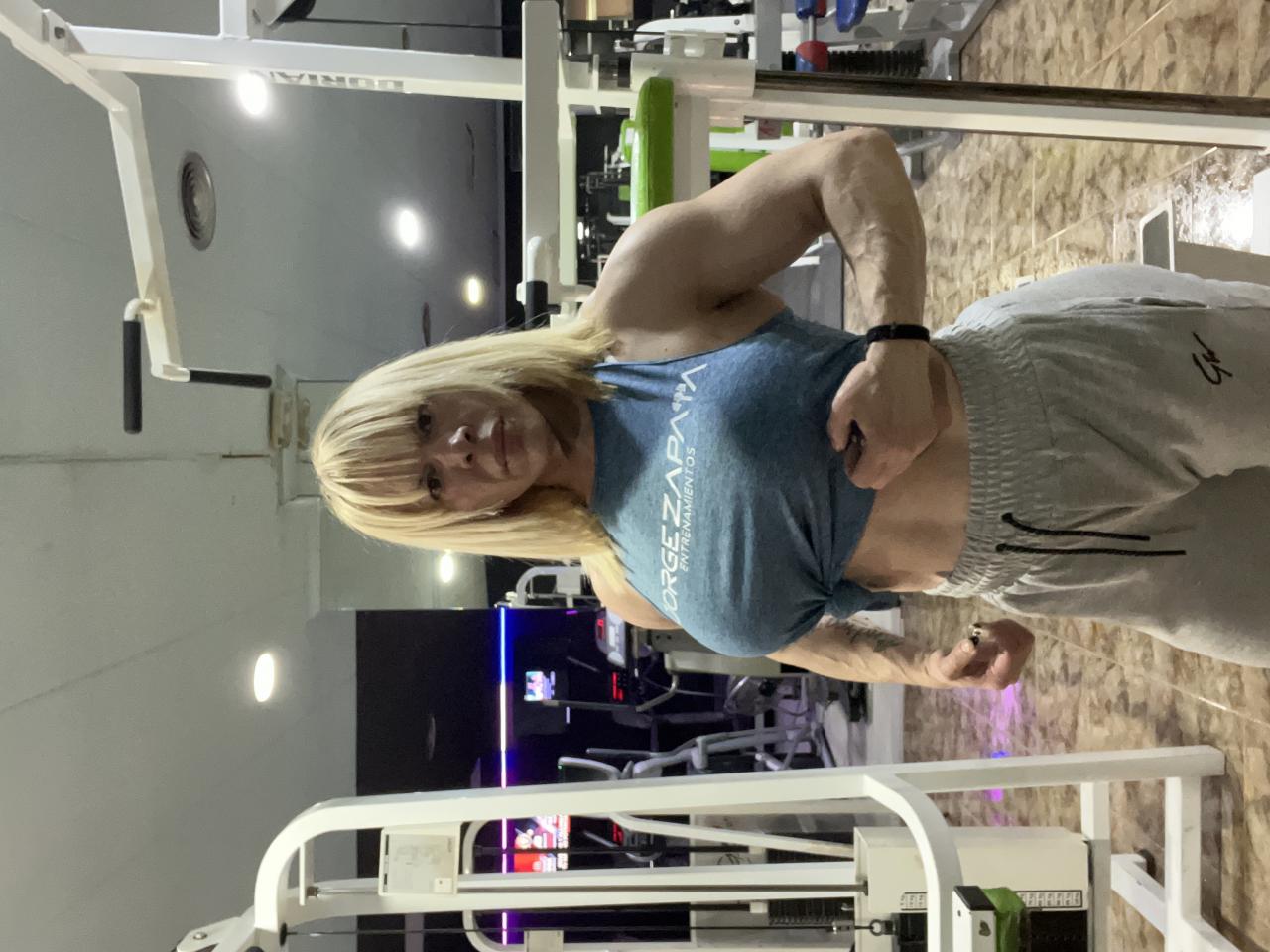 613937555: Chica busca chico en Murcia