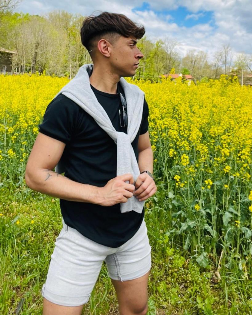 691717868: Chica busca chico en Barcelona